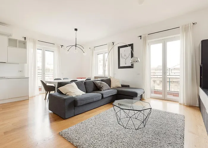 Bright Apartment Milano Centrale