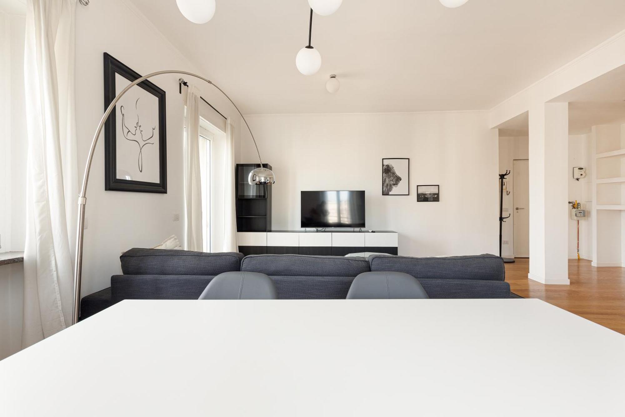 Apartment Bright *