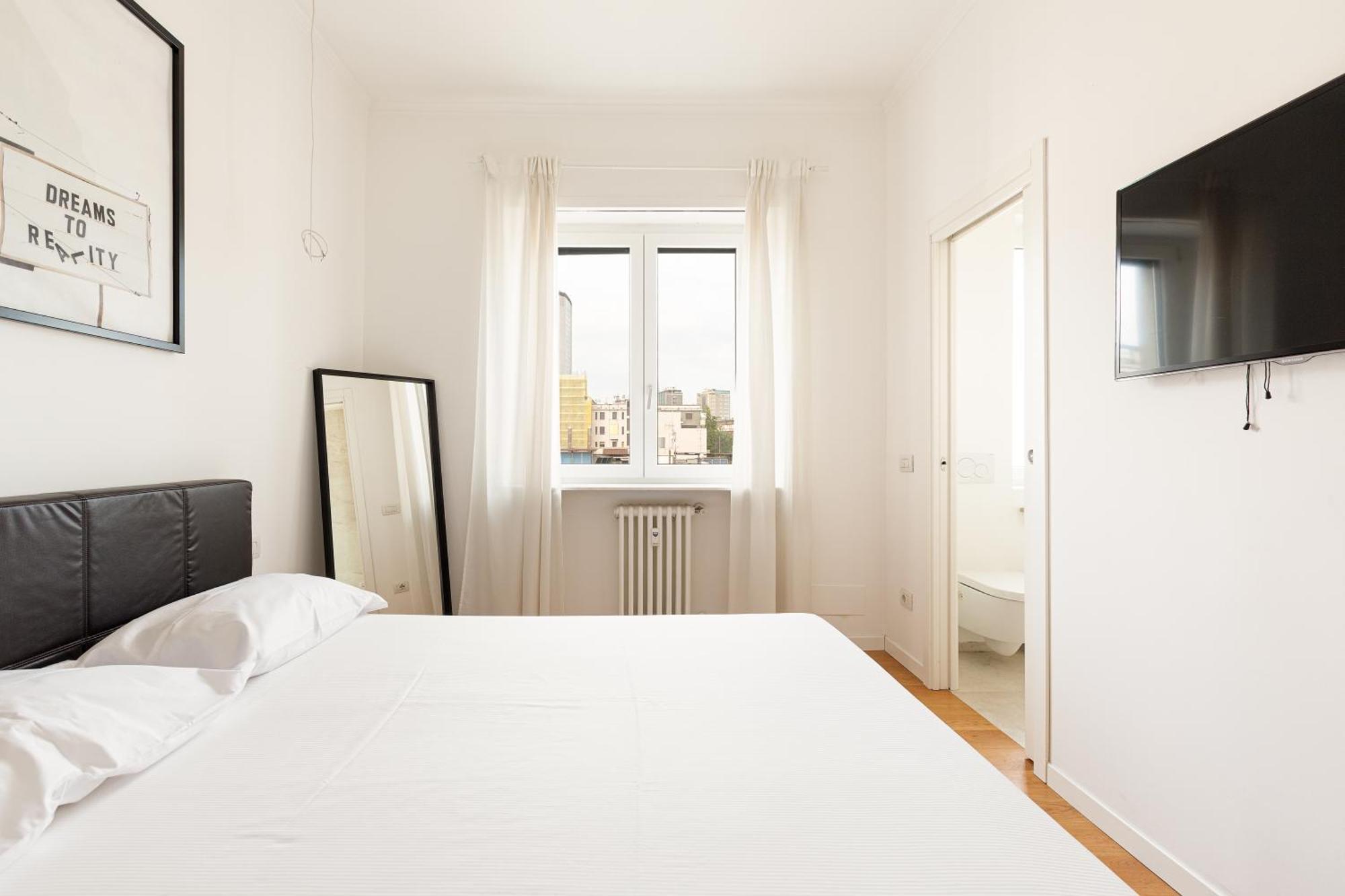 Bright Apartment Milan